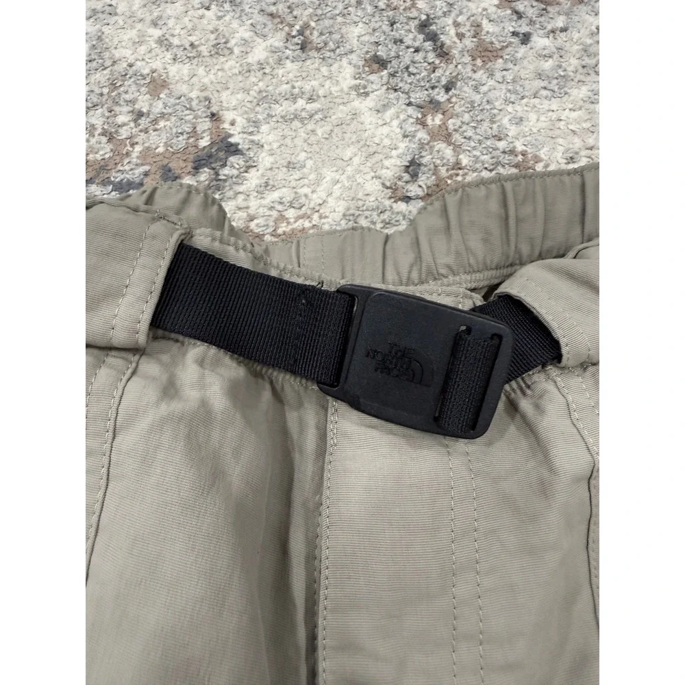 The North Face Mens Class V Belted Cargo Shorts Khaki Nylon‎ Hiking Large Long